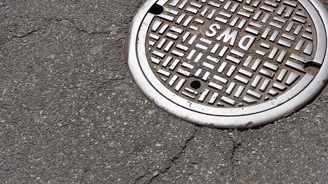 cast iron manhole
